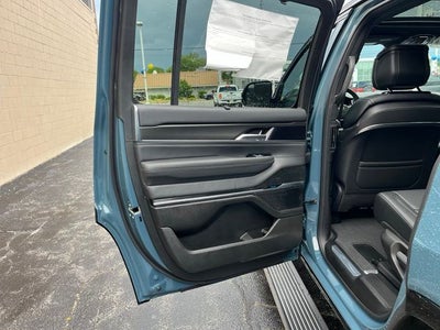 2026 Jeep Grand Wagoneer Summit Obsidian