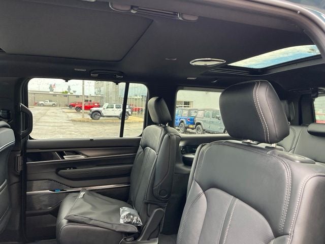 2026 Jeep Grand Wagoneer Summit Obsidian