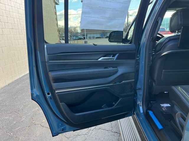 2026 Jeep Grand Wagoneer Summit Obsidian