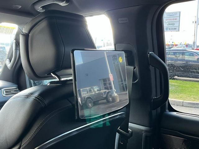 2026 Jeep Grand Wagoneer Summit Obsidian