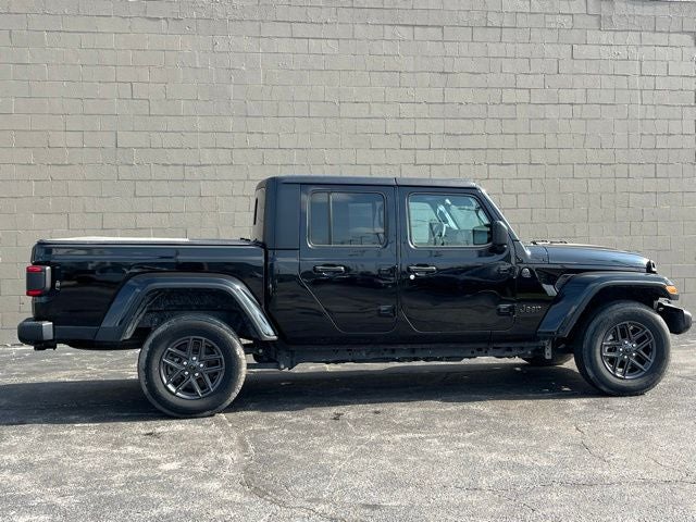 2024 Jeep Gladiator Sport S