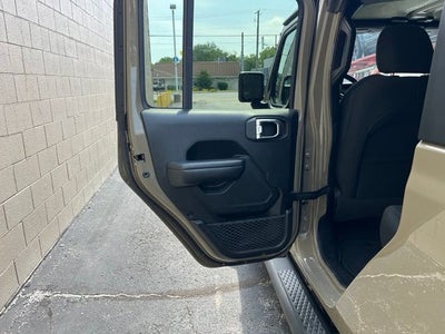 2020 Jeep Gladiator Sport