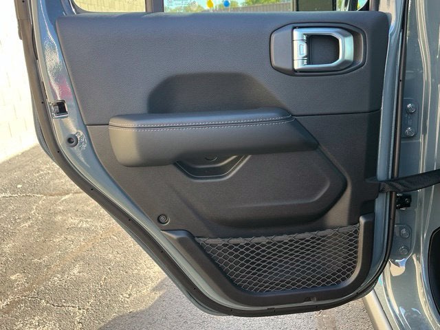 2027 Jeep Gladiator Base