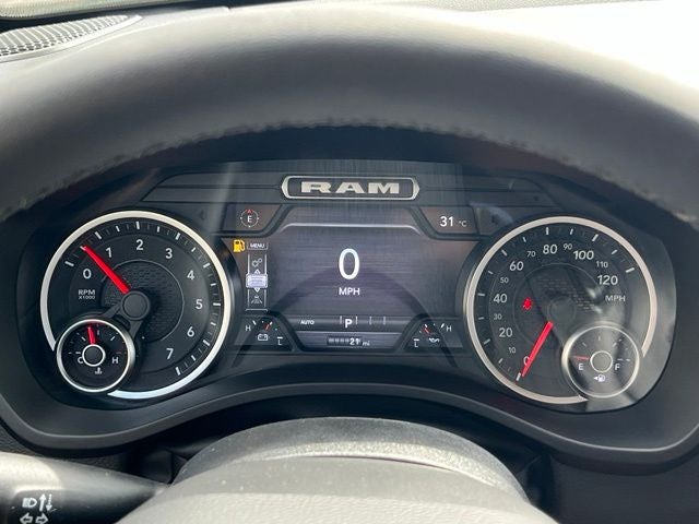 2027 RAM 1500 Big Horn/Lone Star