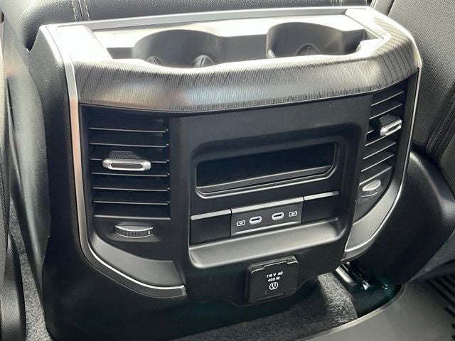 2027 RAM 1500 Big Horn/Lone Star