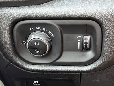 2027 RAM 1500 Express