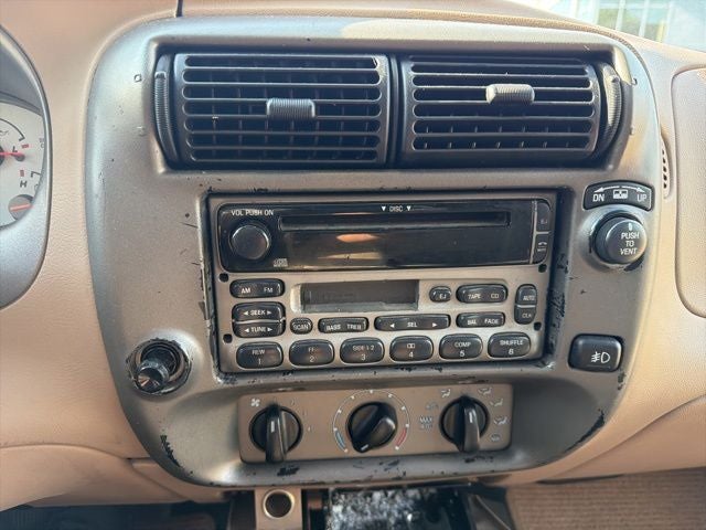 2001 Ford Explorer Sport Trac Base