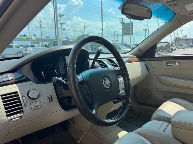2010 Cadillac DTS Base