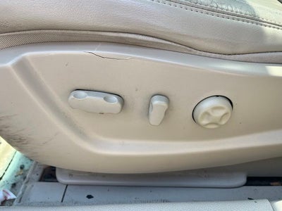 2010 Cadillac DTS Base