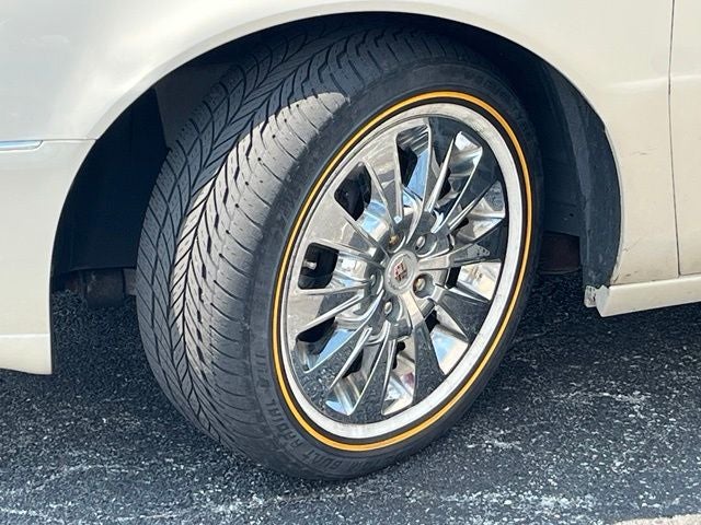 2010 Cadillac DTS Base