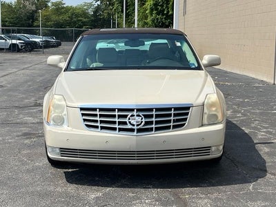 2010 Cadillac DTS Base