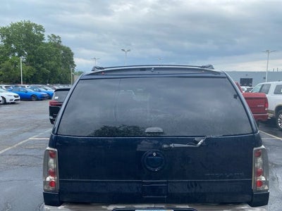 2005 Cadillac Escalade Base