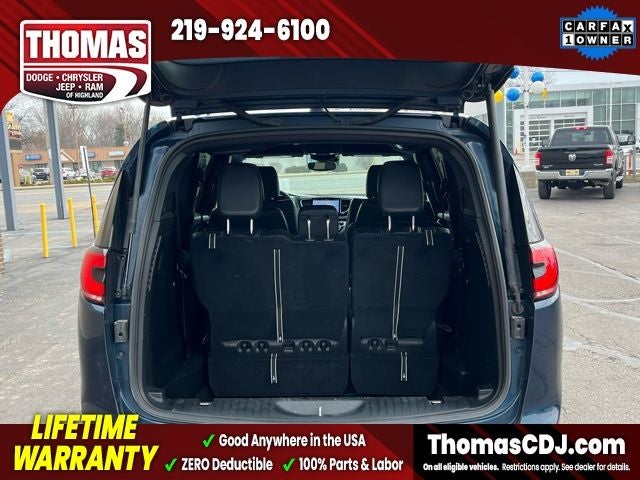 2025 Chrysler Pacifica Select