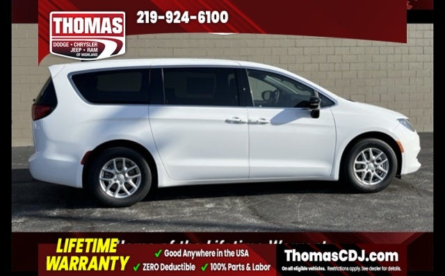 2026 Chrysler Pacifica Select