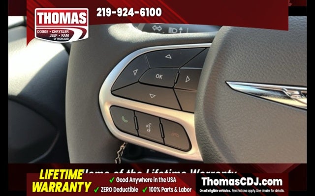 2026 Chrysler Pacifica Select