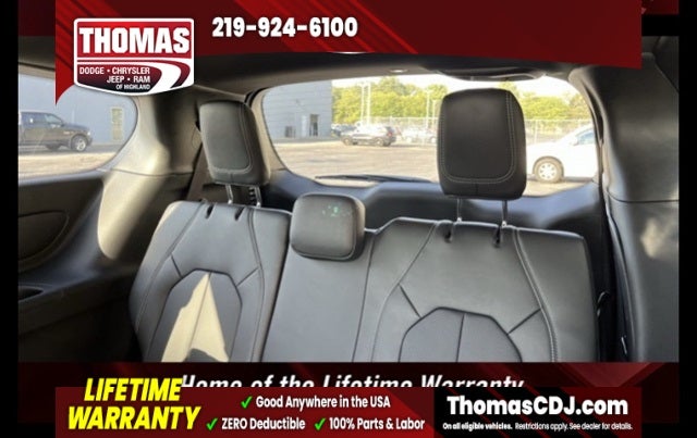 2026 Chrysler Pacifica Select