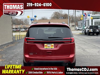 2026 Chrysler Pacifica Select