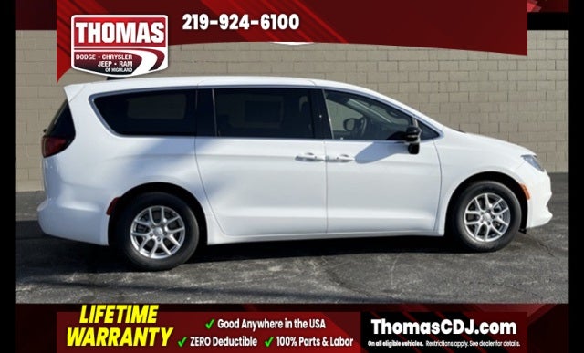 2026 Chrysler Pacifica Select