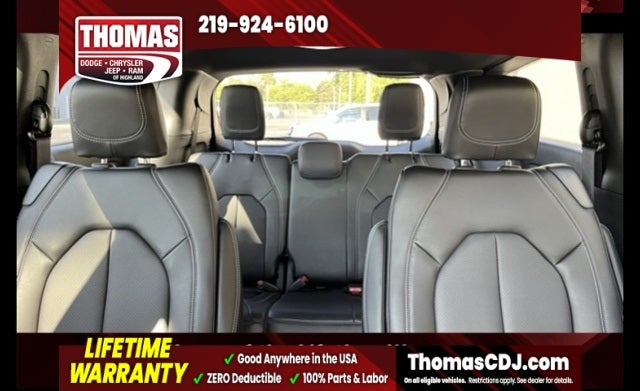 2026 Chrysler Pacifica Select