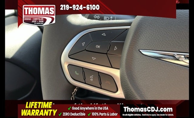 2026 Chrysler Pacifica Select