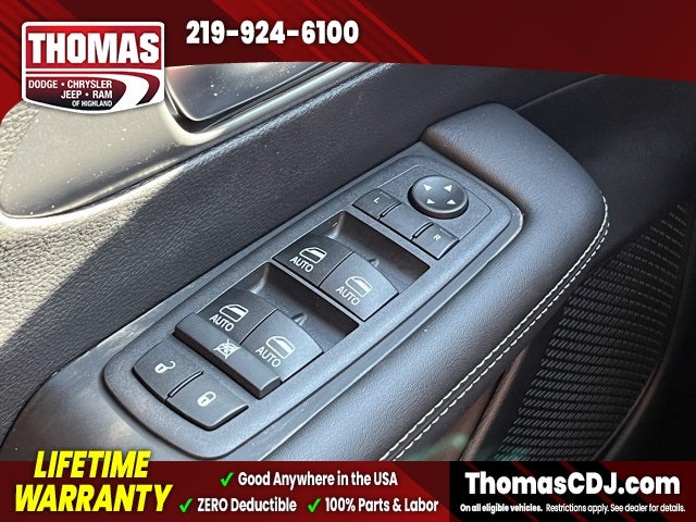 2026 Chrysler Voyager LX