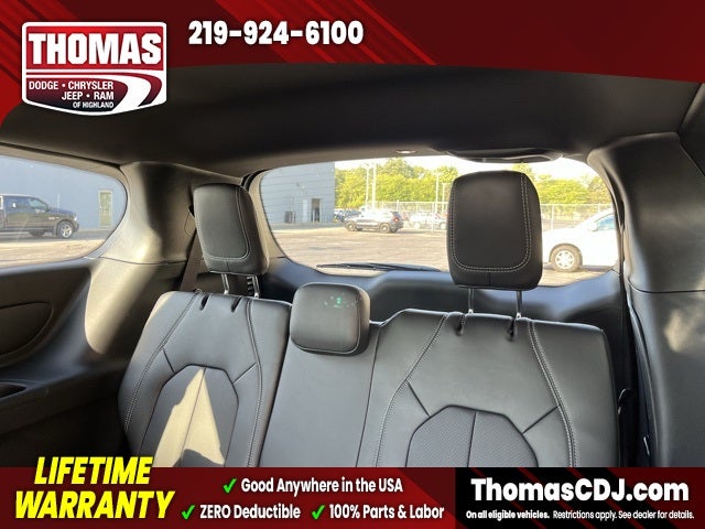 2026 Chrysler Voyager LX