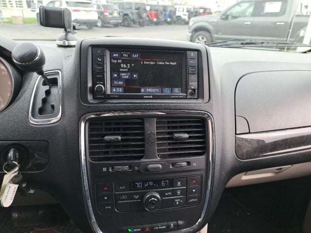 2013 Dodge Grand Caravan Crew