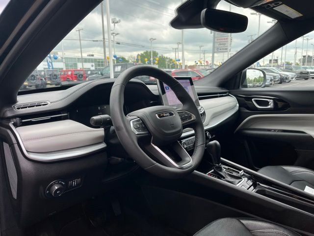 2025 Jeep Compass Limited - Photo 17