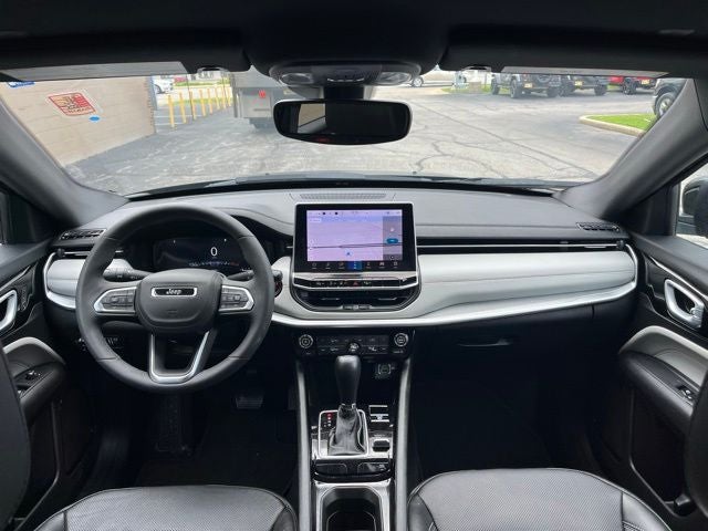 2025 Jeep Compass Limited - Photo 37
