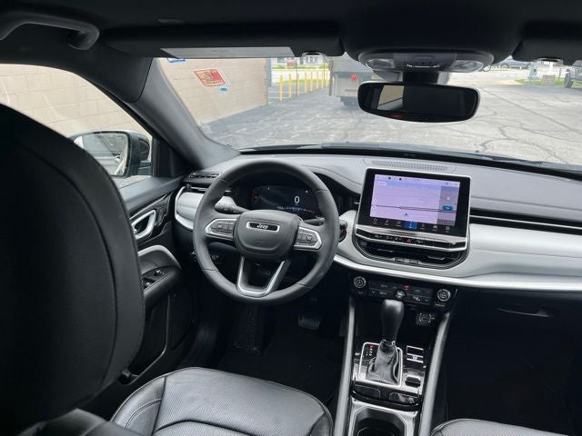 2025 Jeep Compass Limited - Photo 38