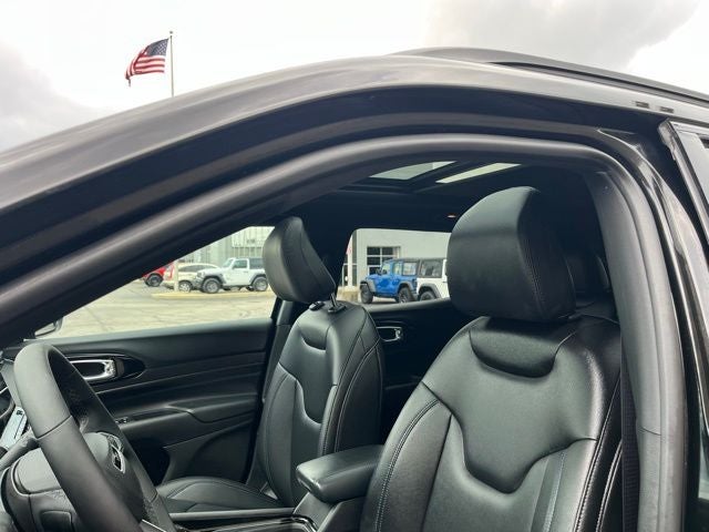 2025 Jeep Compass Limited - Photo 16