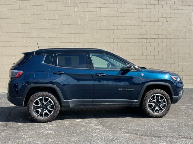2024 Jeep Compass Trailhawk