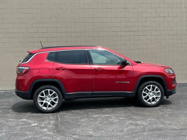 2024 Jeep Compass Latitude Lux