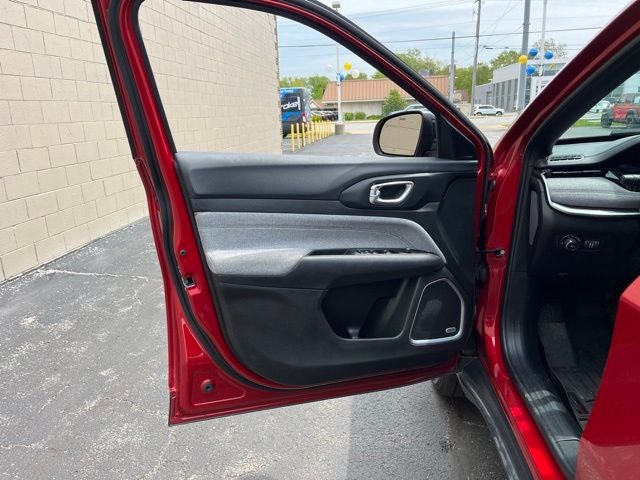 2024 Jeep Compass Latitude Lux