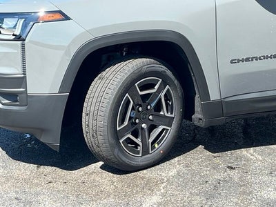 2026 Jeep Cherokee Laredo