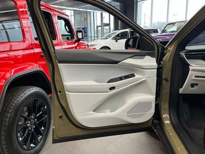 2026 Jeep Cherokee Laredo