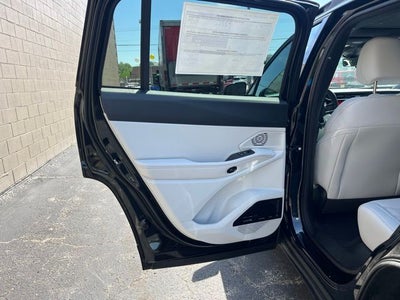 2026 Jeep Cherokee Overland