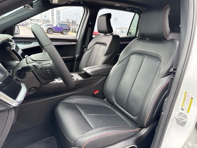 2025 Jeep Wagoneer S Launch Edition - Photo 13