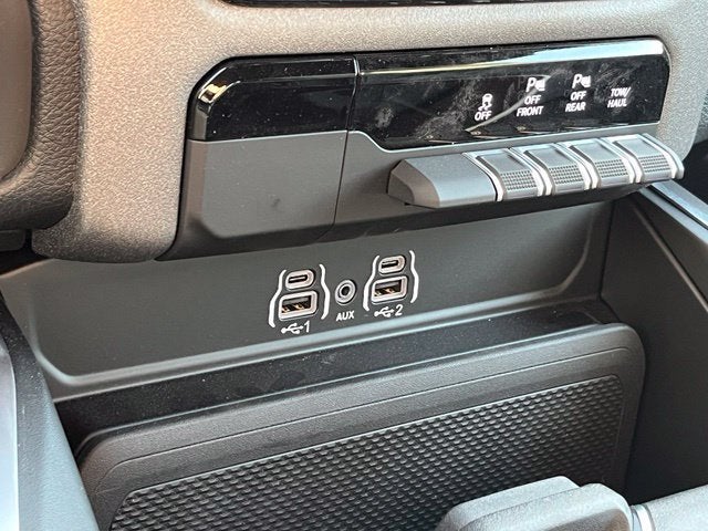 2027 RAM 1500 Express