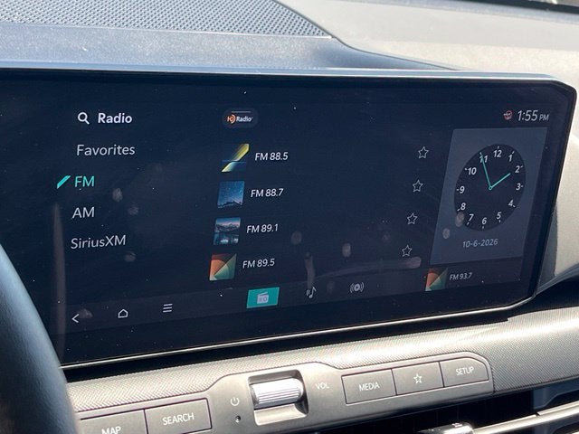 2025 Kia K4 LXS - Photo 18