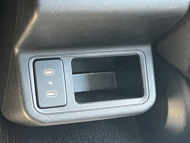 2025 Kia K4 LXS - Photo 33