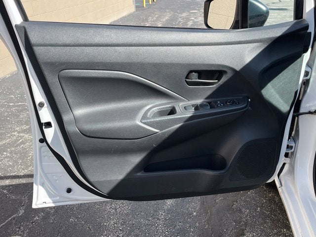 2023 Nissan Versa 1.6 S