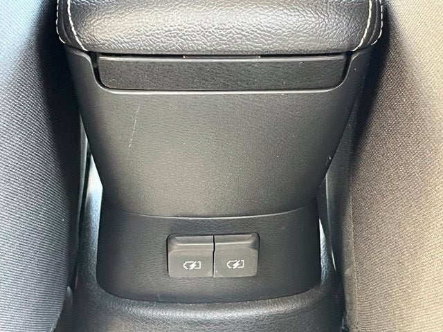 2023 Nissan Versa 1.6 S