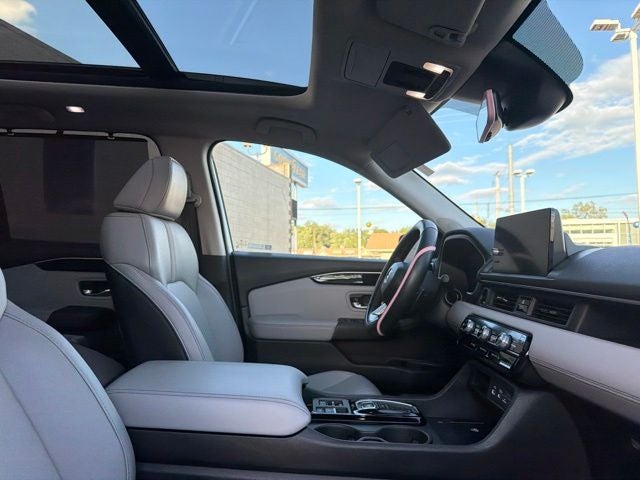 2025 Honda Pilot Base