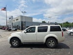 2005 Nissan Pathfinder SE