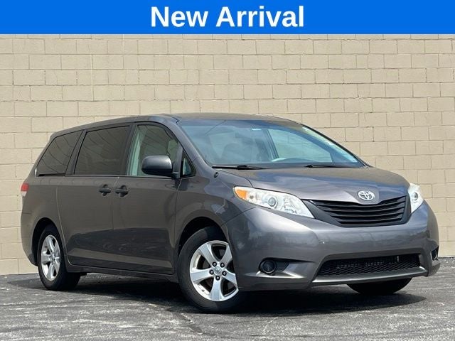 2013 Toyota Sienna L 7 Passenger