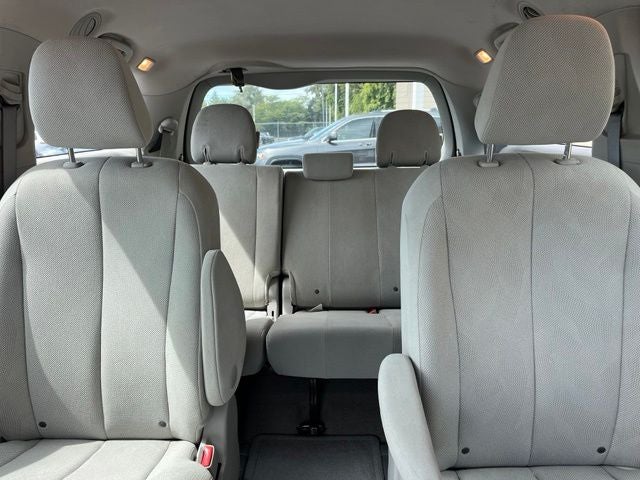2013 Toyota Sienna L 7 Passenger