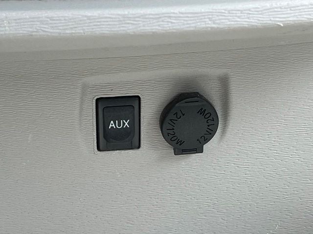 2013 Toyota Sienna L 7 Passenger