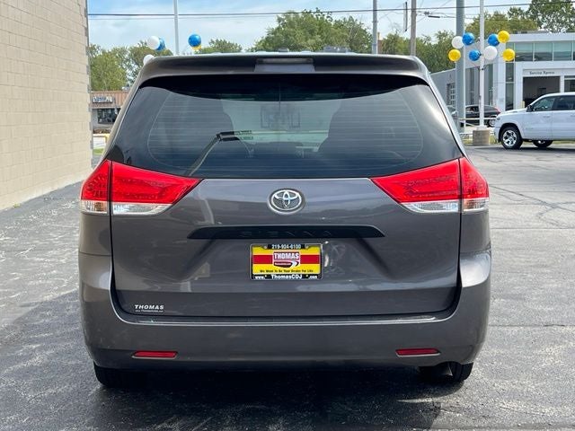 2013 Toyota Sienna L - Photo 7