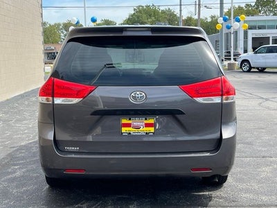 2013 Toyota Sienna L 7 Passenger